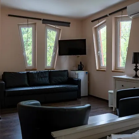 Accomo Apartmanhaz 아파트호텔 시오포크